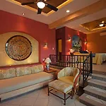 El Corazón Resort