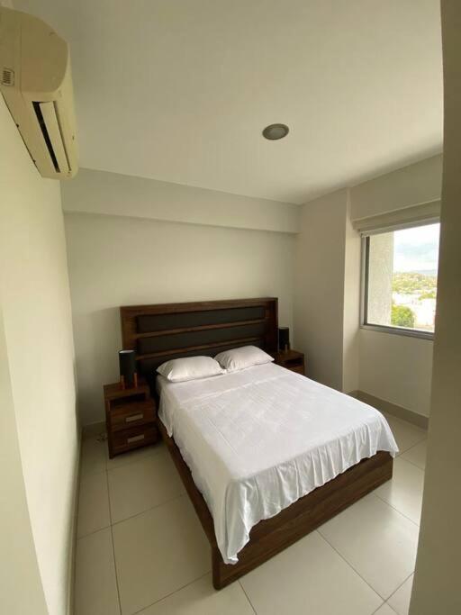 Hermoso Departamento De Lujo En A Pie De Playa En Ponto Horizonte Manzanillo. Hasta 8 Personas, De Lo Mejor De Manzanillo. Hermosa Vista Al Mar Apartamento