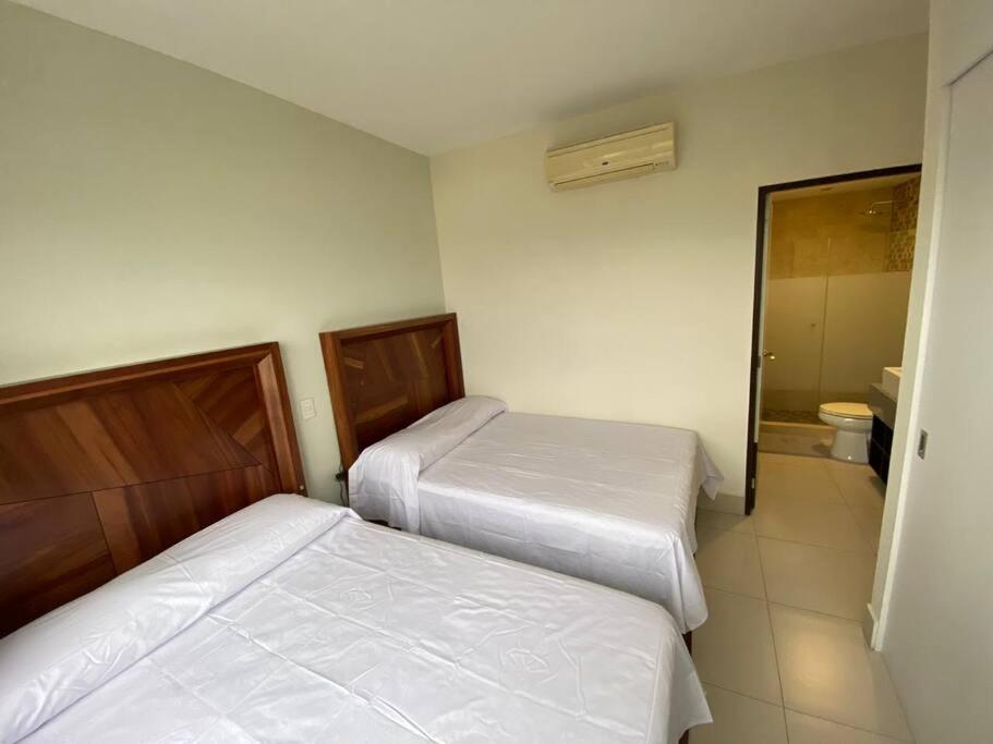Hermoso Departamento De Lujo En A Pie De Playa En Ponto Horizonte Manzanillo. Hasta 8 Personas, De Lo Mejor De Manzanillo. Hermosa Vista Al Mar Apartamento