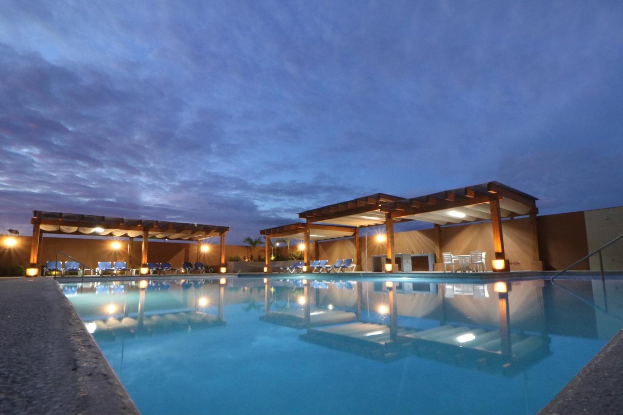 Express Manzanillo, An Ihg 4* Manzanillo