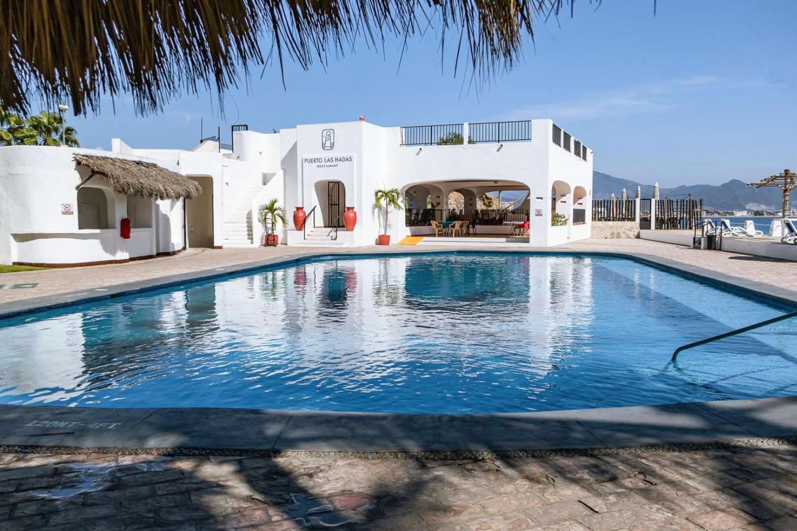 With Unbeatable Views 3 Bedrooms Apartamento