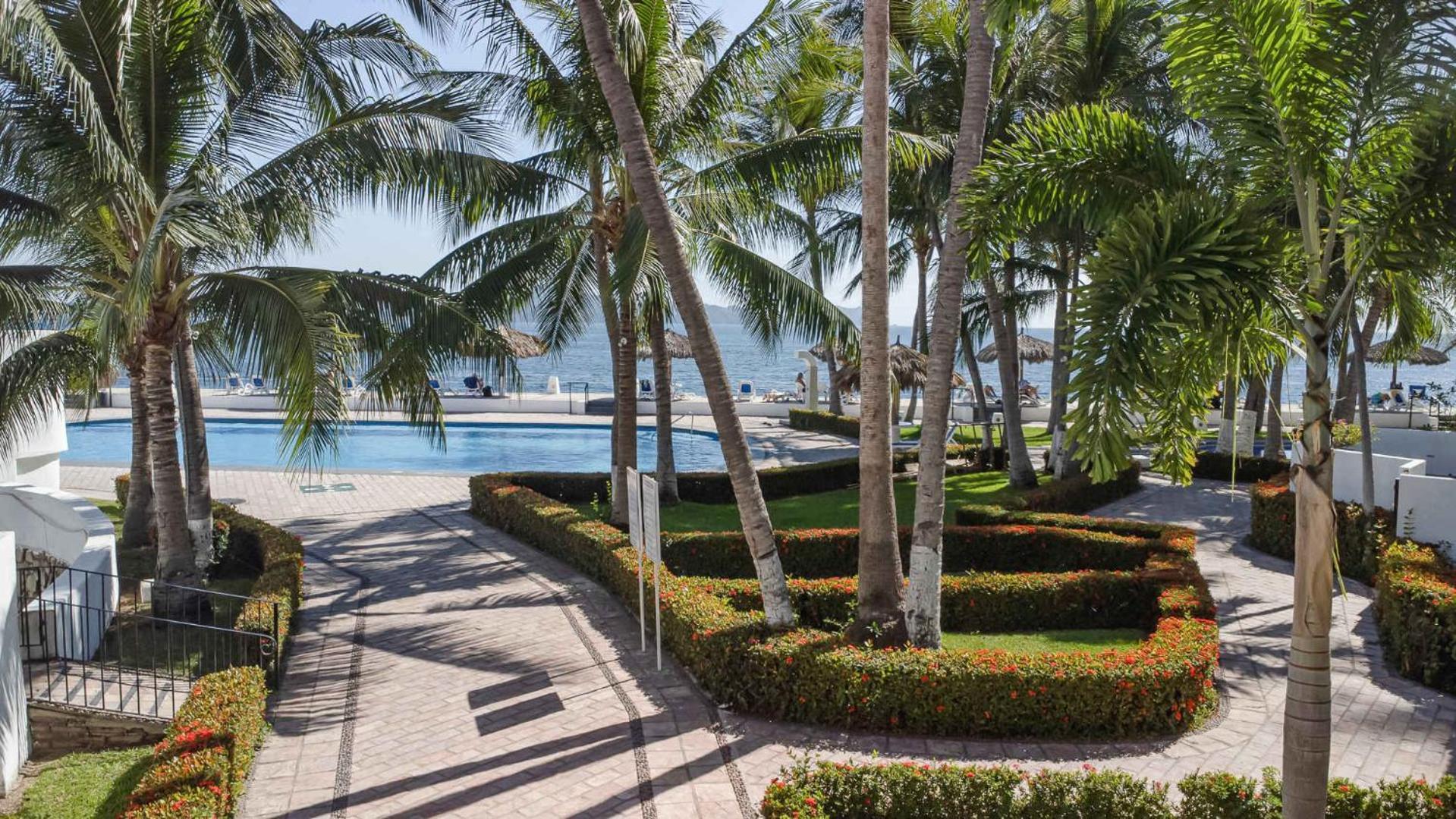 With Unbeatable Views 3 Bedrooms Apartamento