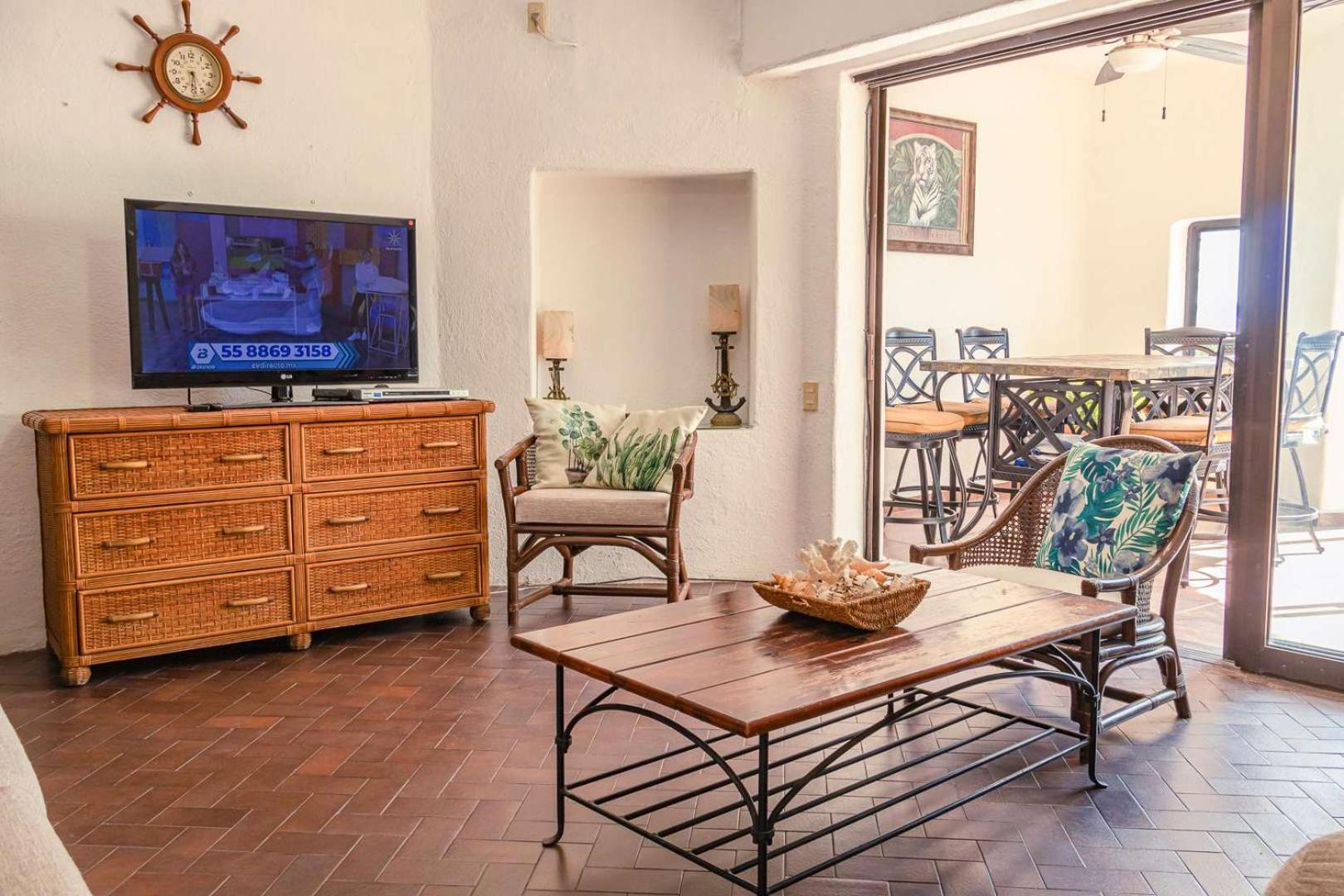 With Unbeatable Views 3 Bedrooms * Manzanillo