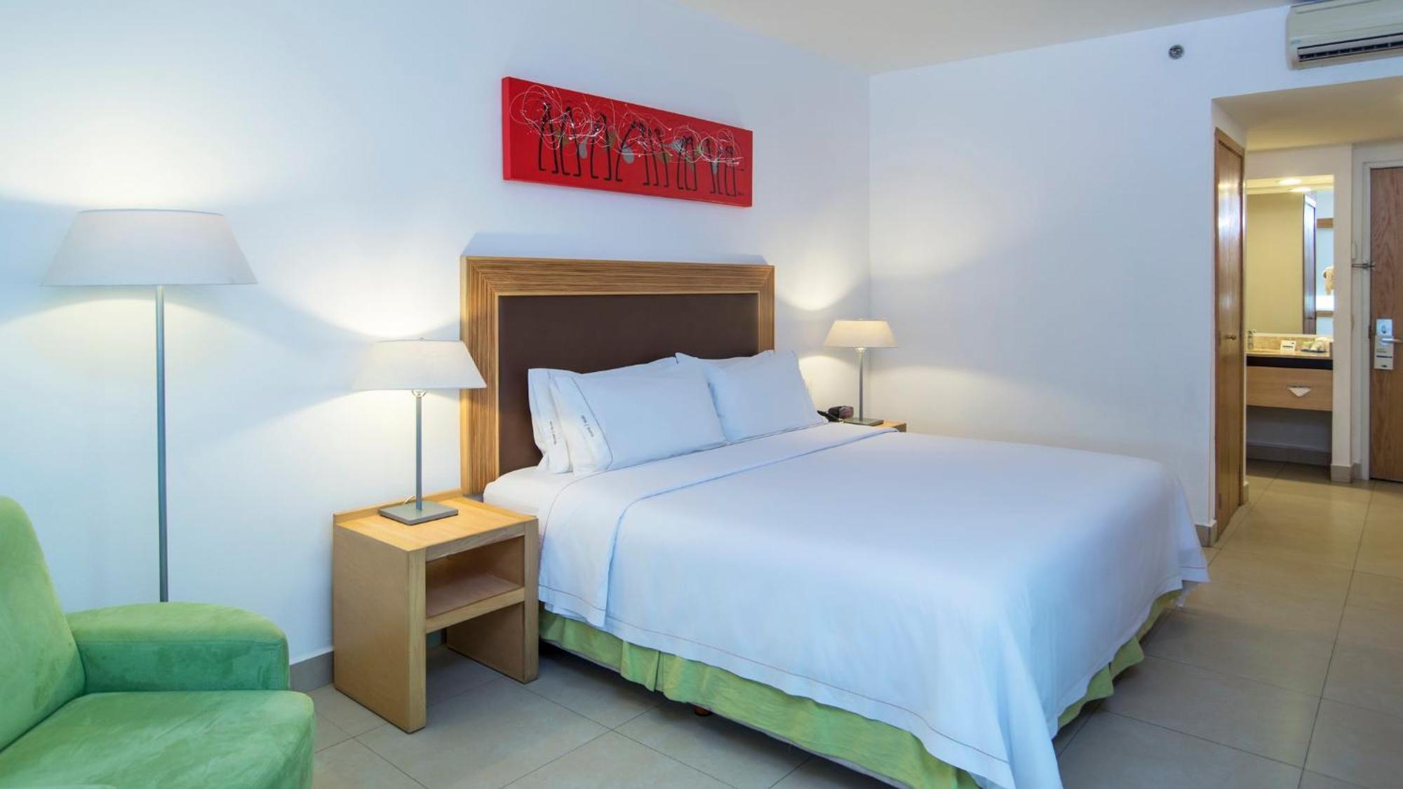 Express Manzanillo, An Ihg Manzanillo