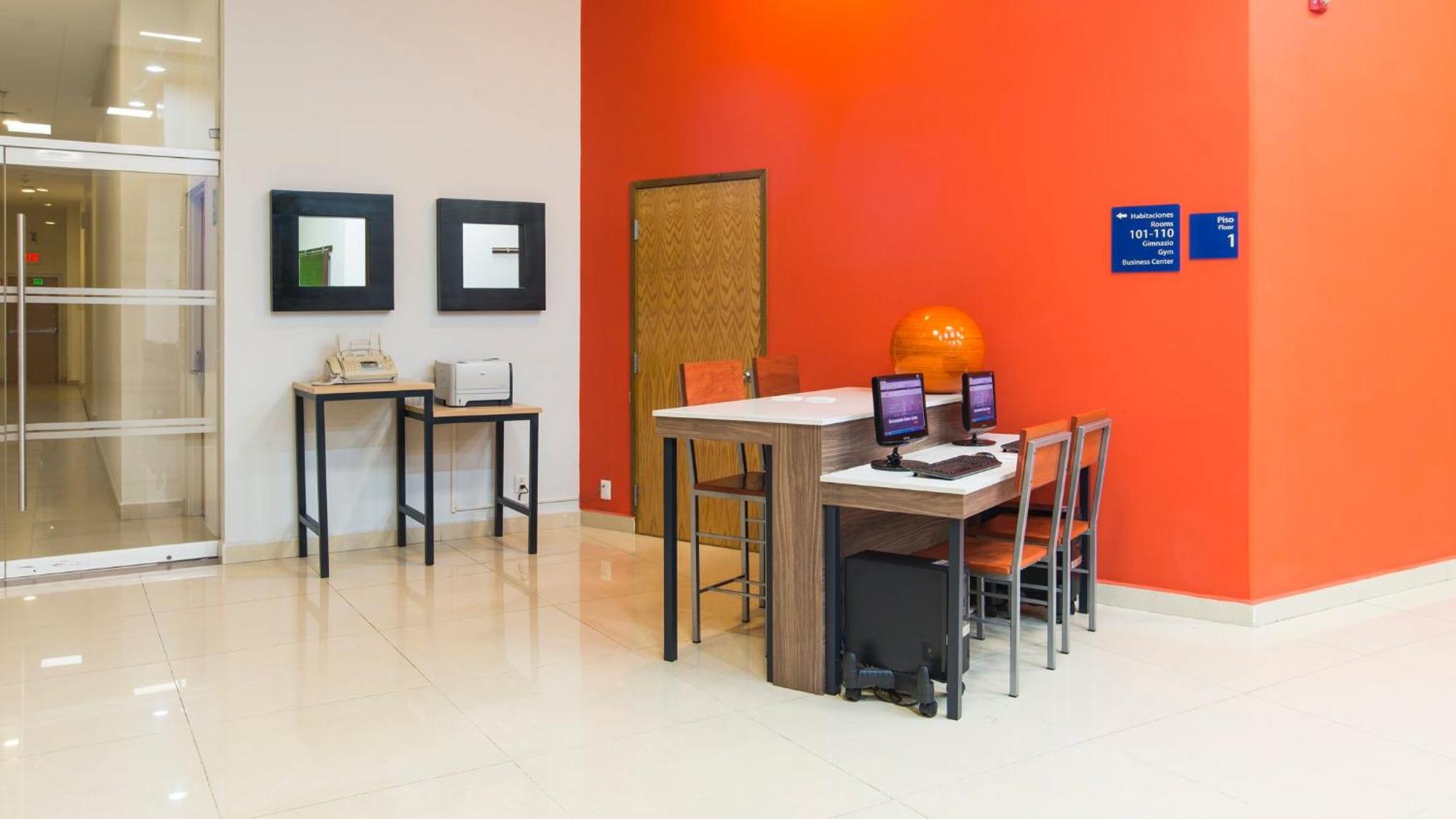 Express Manzanillo, An Ihg