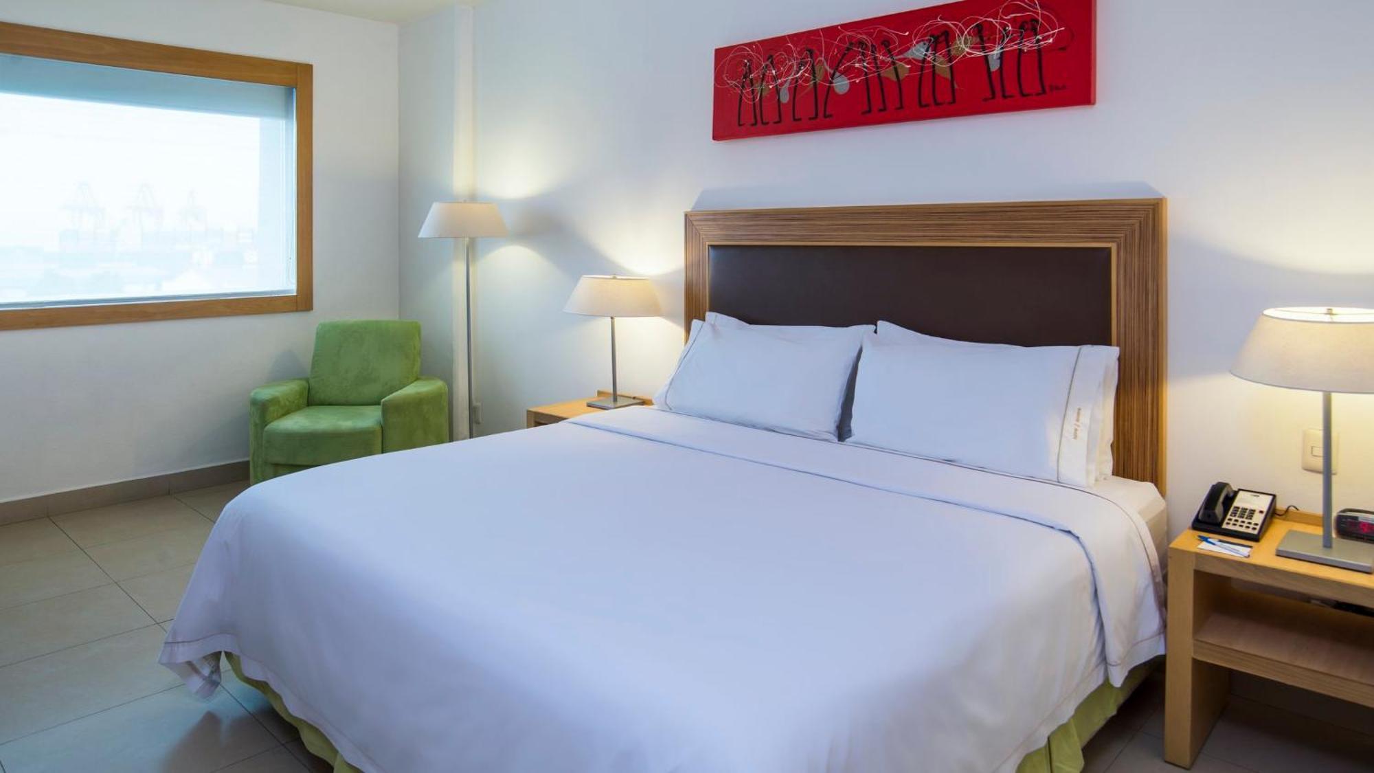 Hotel Express Manzanillo, An Ihg Manzanillo