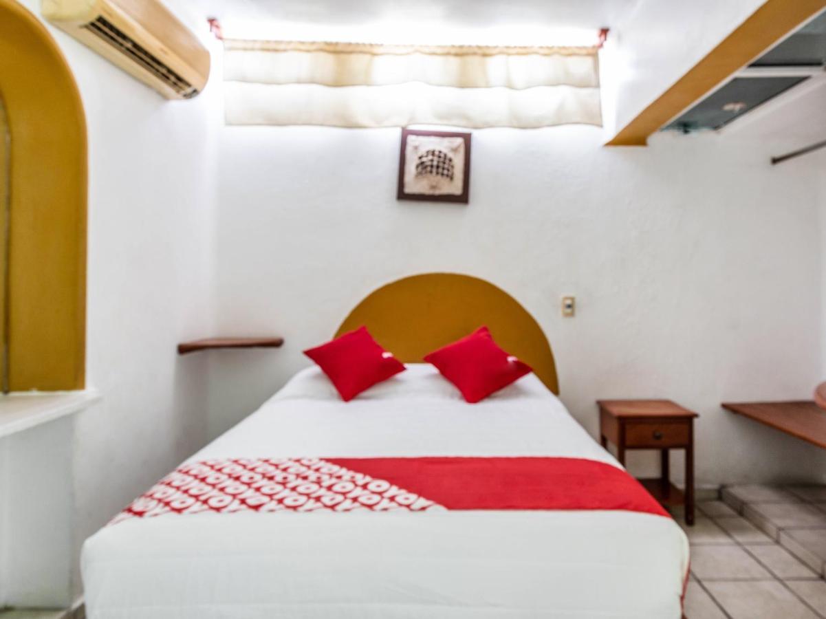 Hotel Galeon 2*