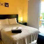Andressa Mia Apartments