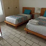 Hermoso Apartamento En Manzanillo Con Alberca Y Cancha De Tenis, Ideal Para Relajarse Y Disfrutar De Una Escapada Tranquila En El Paraiso Tropical