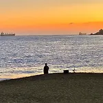 Espectacular Apto A Pie De Playa Con Vista Al Mar