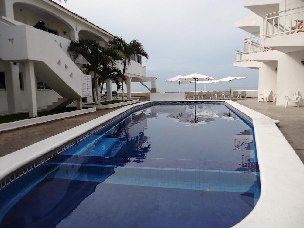 Bagasi Hotel