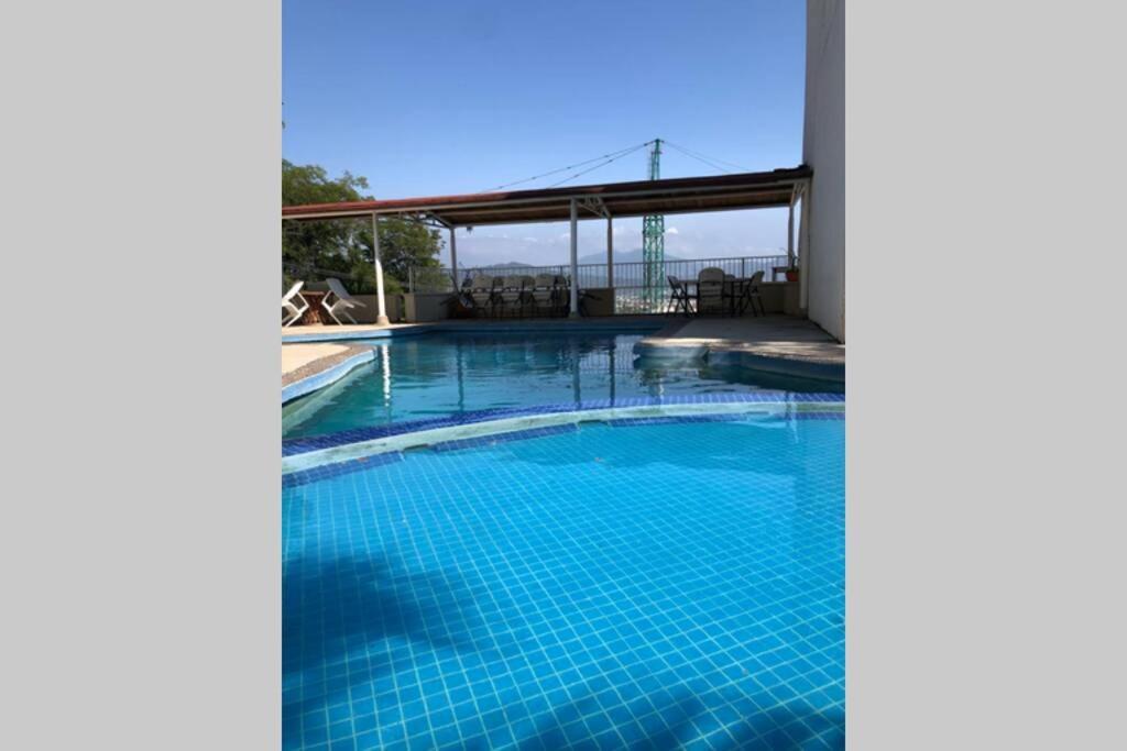 64 Peninsula Del Capitan Apartamento *