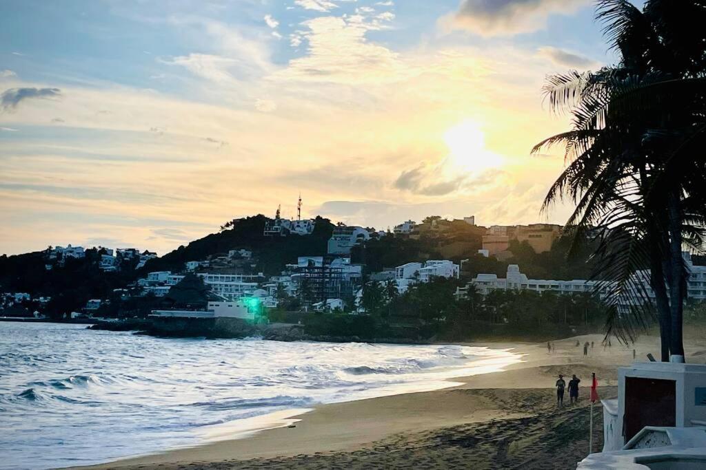 Espectacular Apto A Pie De Playa Con Vista Al Mar Manzanillo