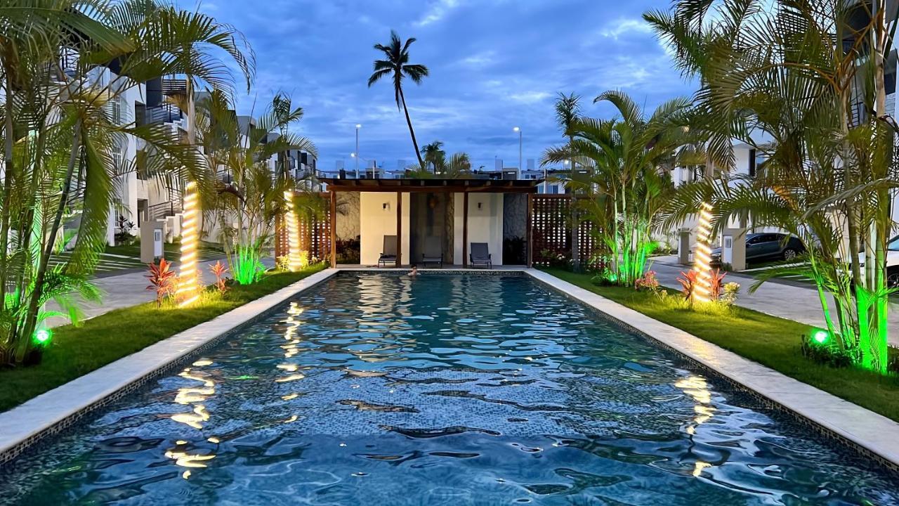 Apartment With Pool Exclusive Community