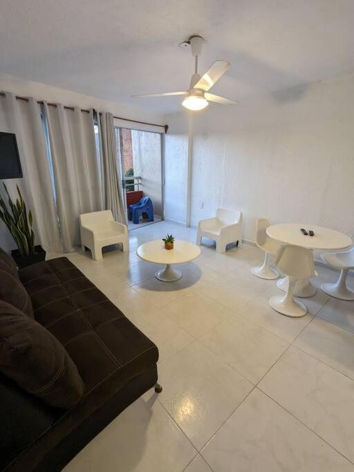 Apartamento Dpto. A Unos Pasos De La Playa En Brisas