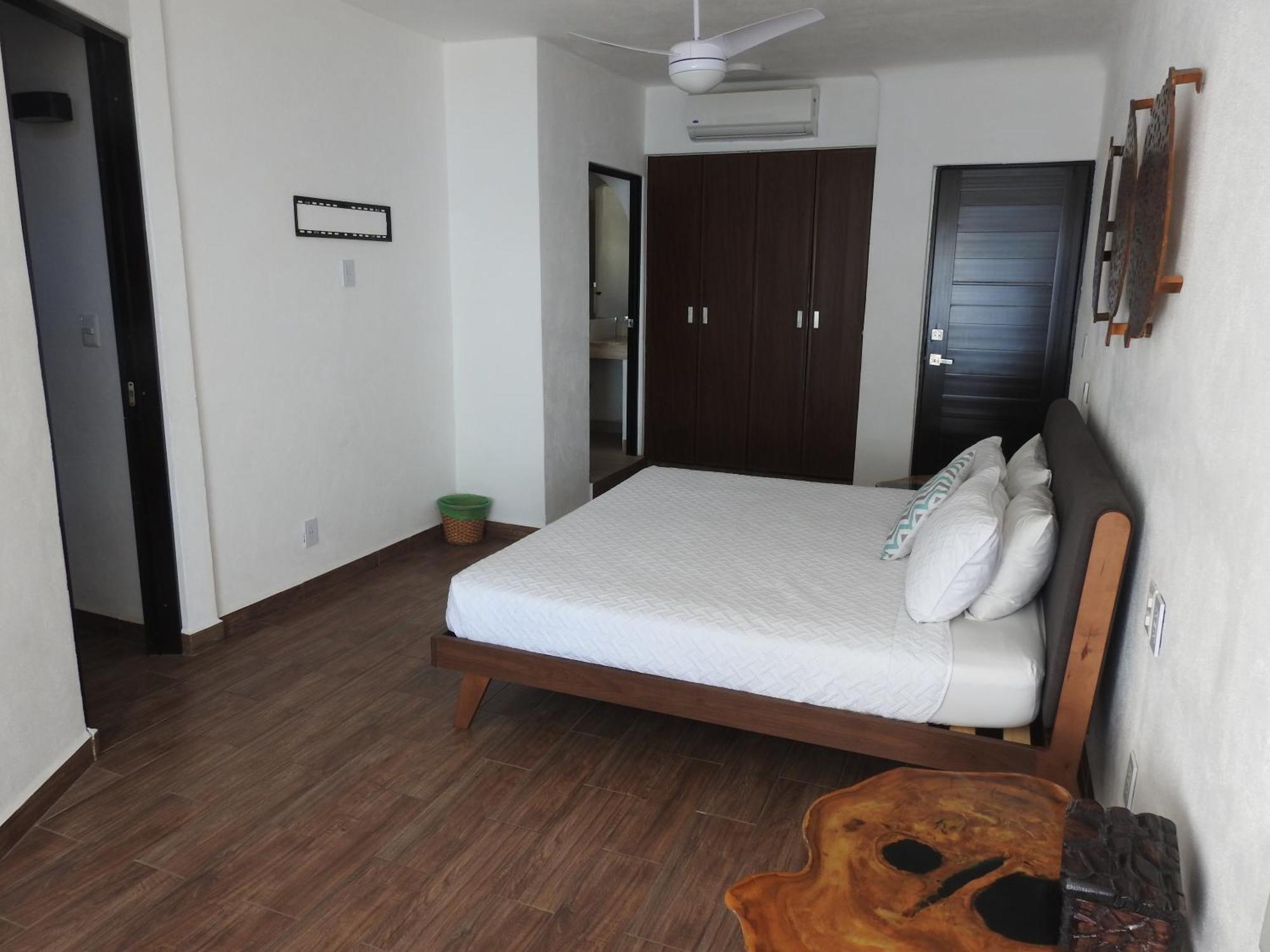 Penthouse Ave Paraiso En Apartamento Manzanillo