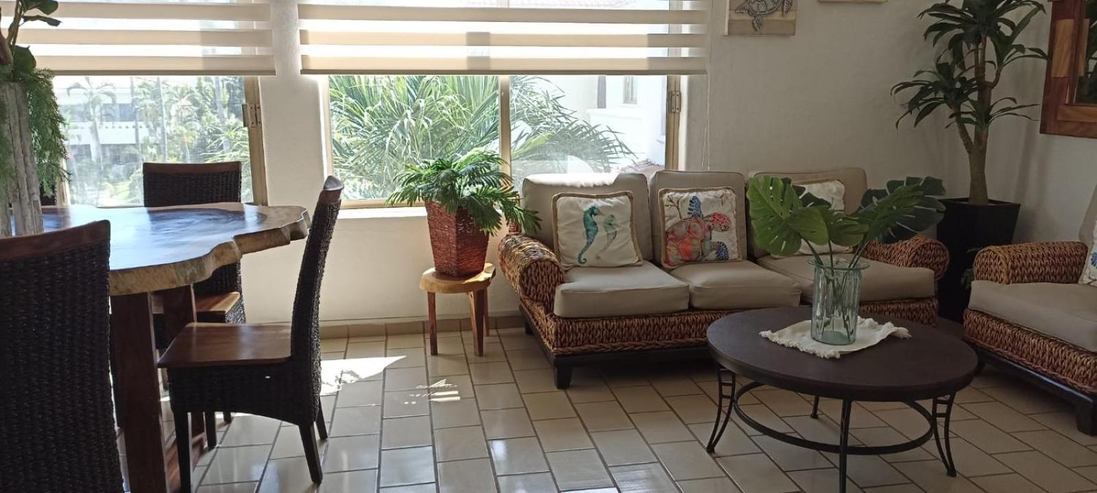 Hermoso En Con Alberca Y Cancha De Tenis, Ideal Relajarse Y Disfrutar De Escapada Tranquila En El Paraiso Tropical