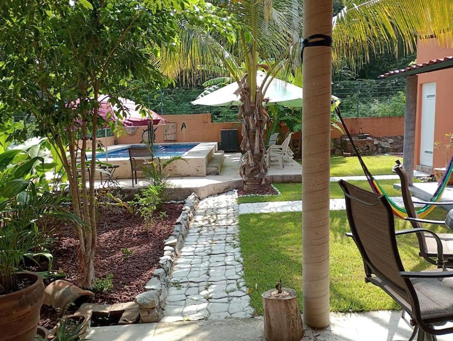 Villa Manzanillo Bnb *