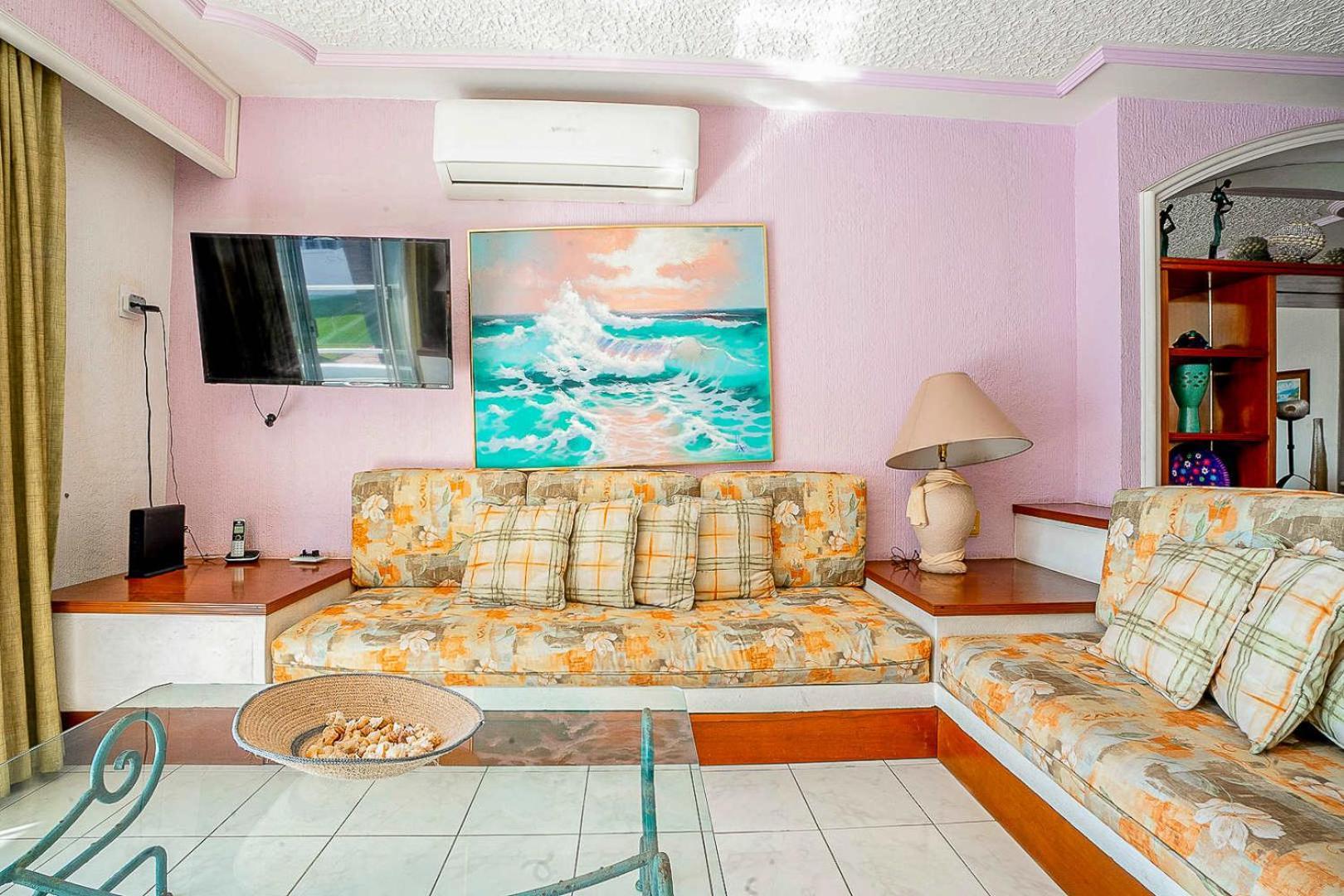 Playa Azul With Sea Views & Pool *