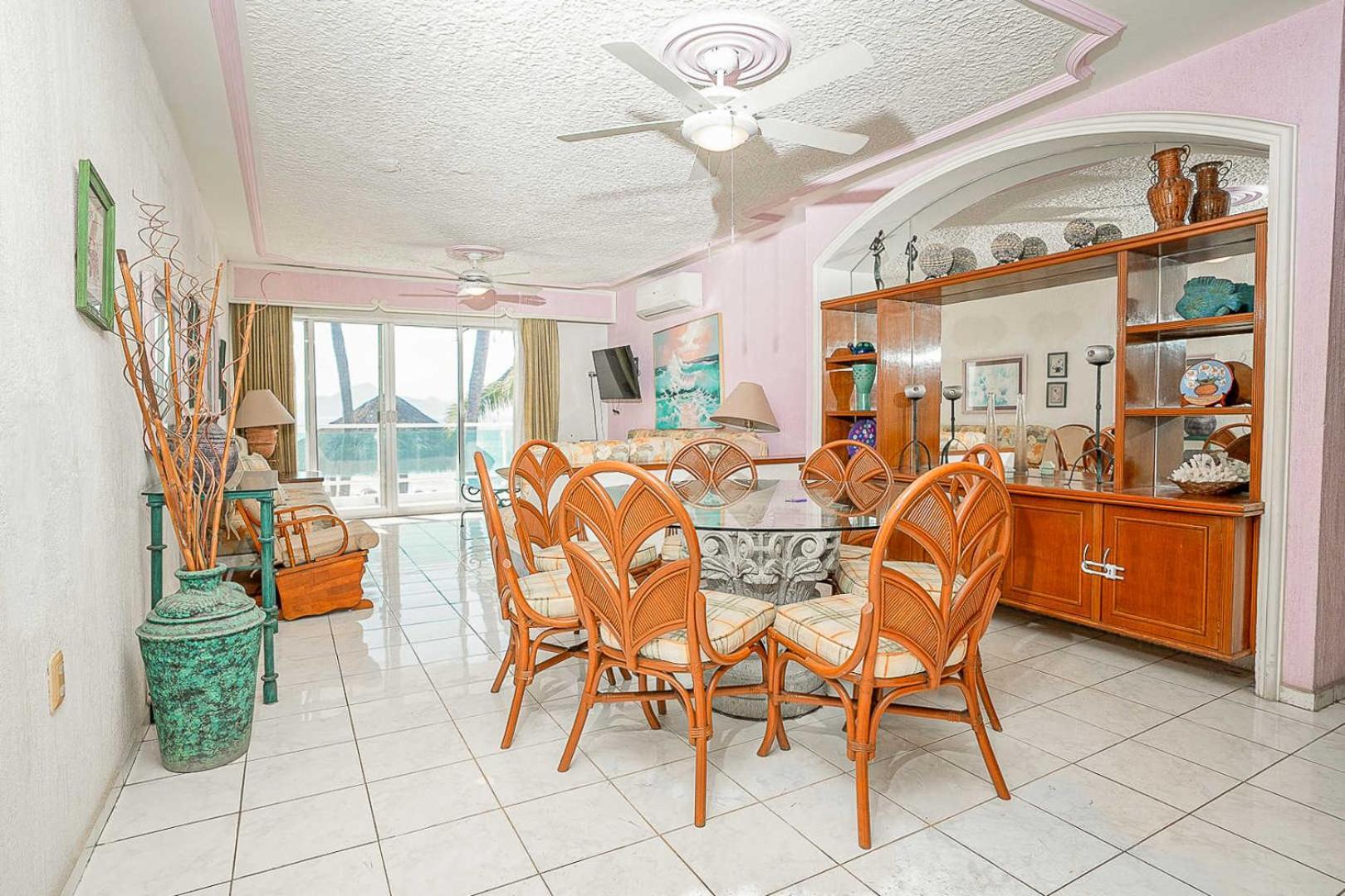 Playa Azul With Sea Views & Pool