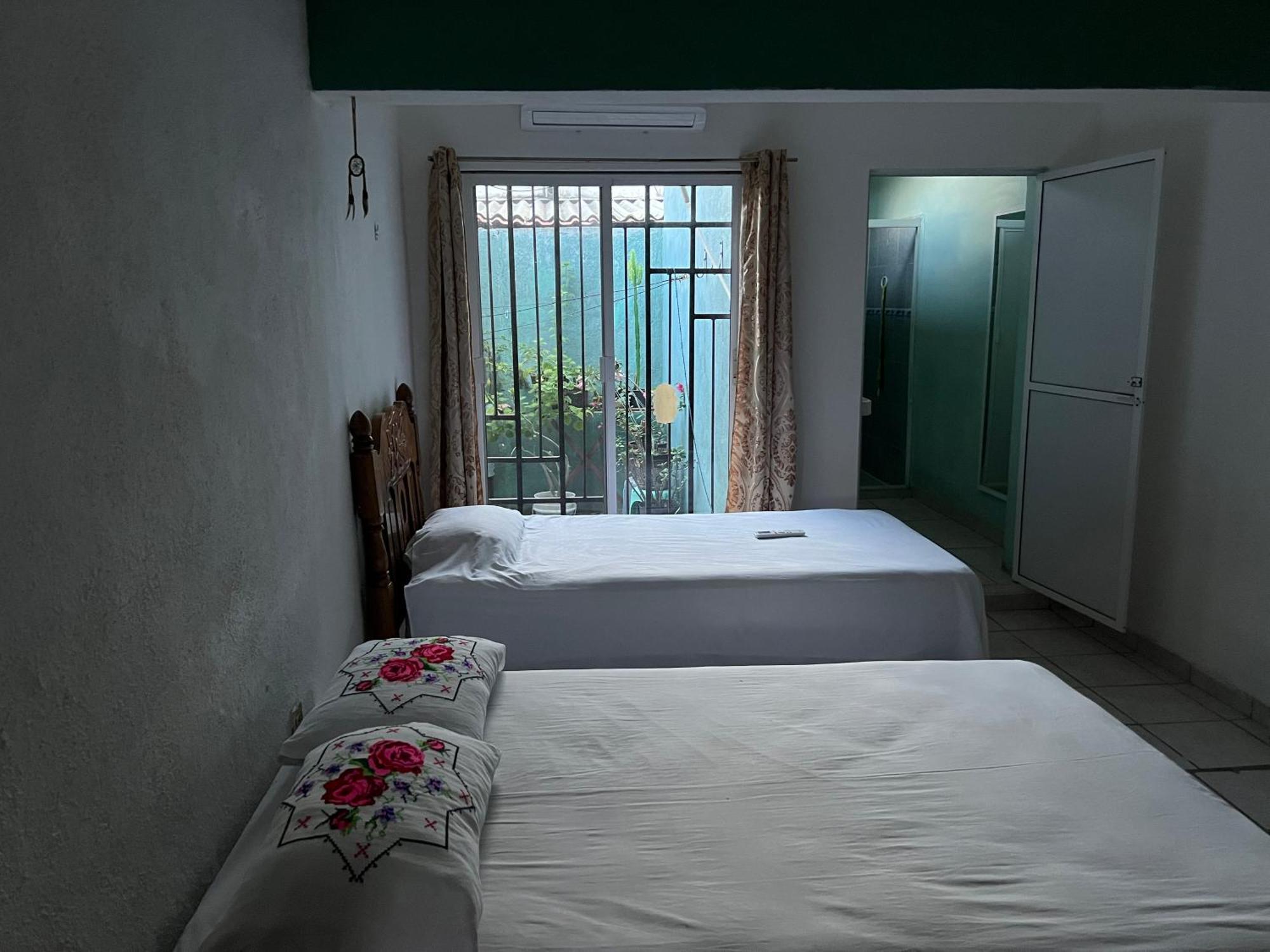 Casa Arboledas * Manzanillo