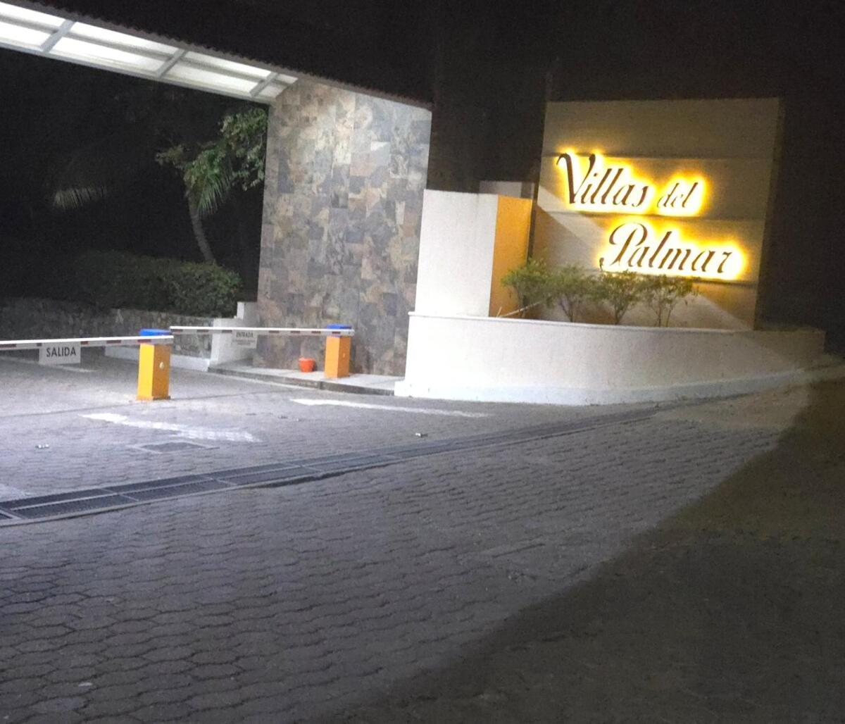 Del Palmar, Villa Manzanillo
