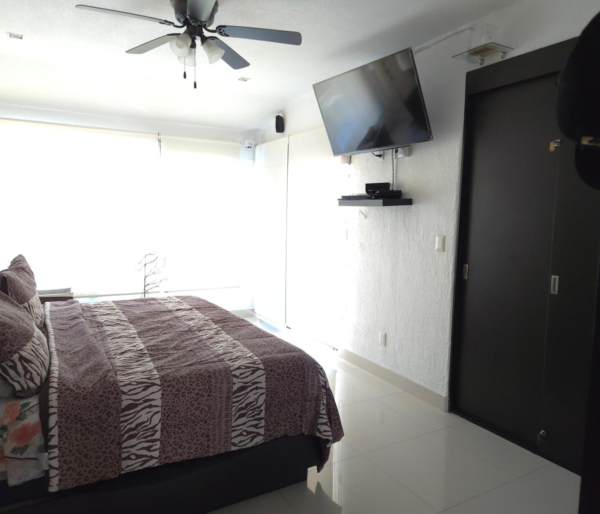 Del Palmar, * Manzanillo
