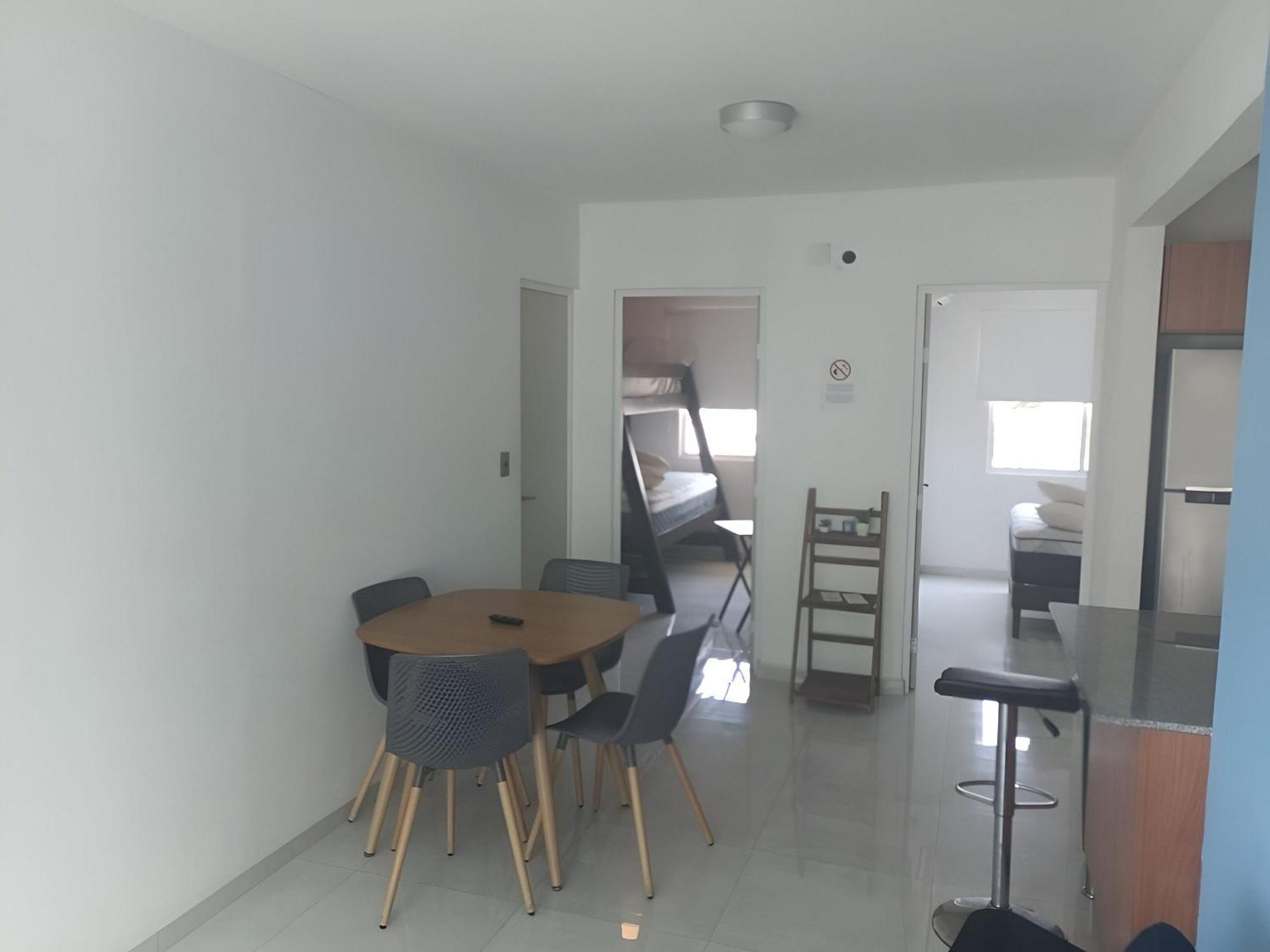 Depa. Comodo, Seguro Con Alberca Manzanillo