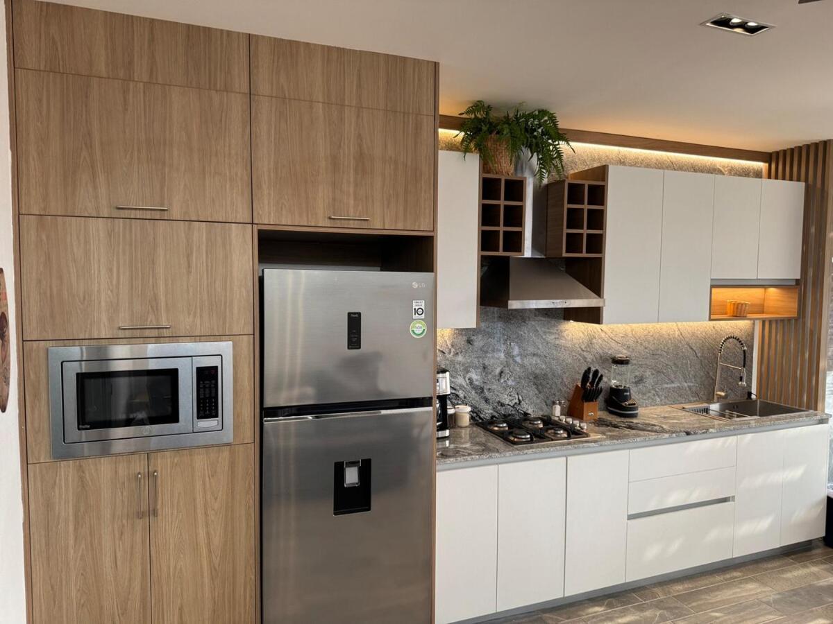 Apartamento Modern penthouse in zona dorada with pool 3E roof *
