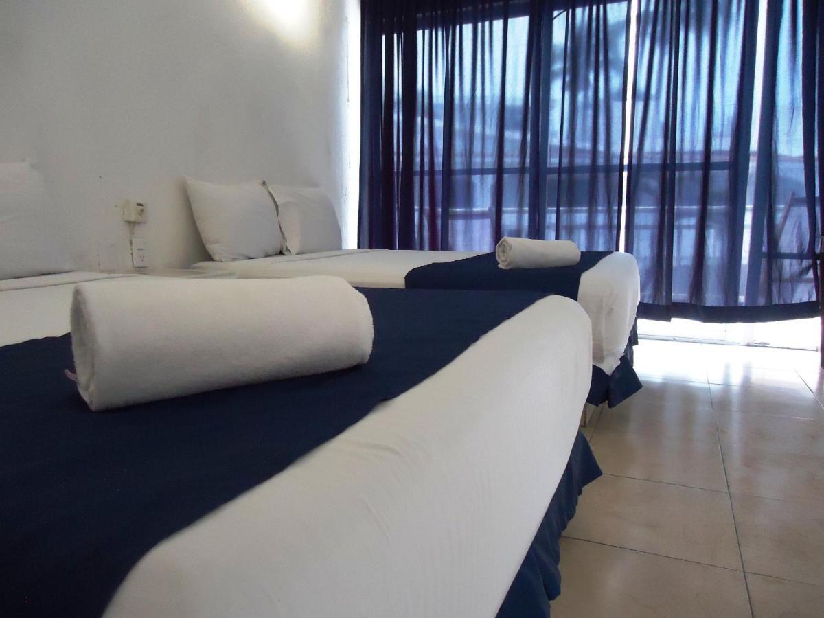 Bagasi 4* Manzanillo